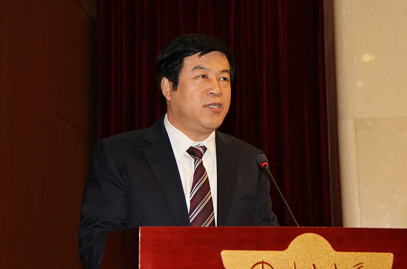 中國新興建設(shè)開發(fā)總公司總經(jīng)理魏軍發(fā)表演講