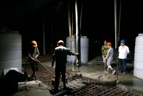 中鐵航空港建設(shè)集團(tuán)溫繞2標(biāo)郭溪高架橋跨景德西路左幅連續(xù)梁順利合龍