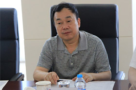 中施企協(xié)《施工企業(yè)管理》雜志社副總編肖華文 