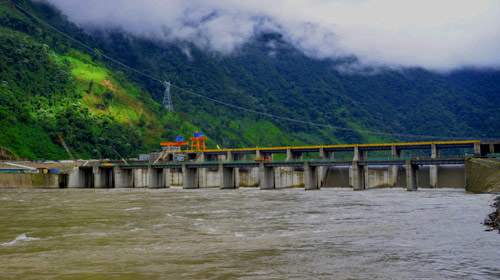中國電建承建的厄瓜多爾最大水電站投產(chǎn)發(fā)電