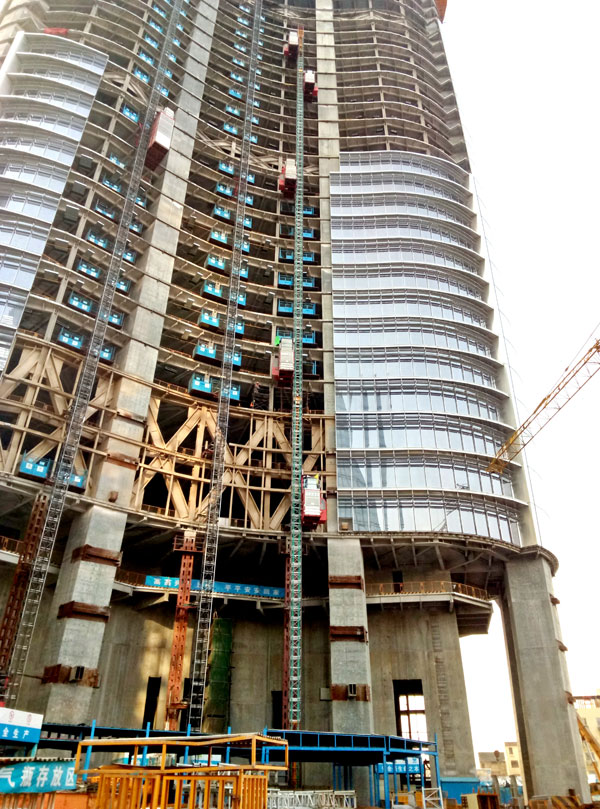 中建一局新機(jī)場(chǎng)安置房項(xiàng)目舉辦迎接百姓看房