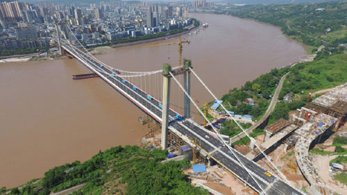 中國(guó)建筑承建的重慶江津幾江長(zhǎng)江大橋竣工通車(chē)