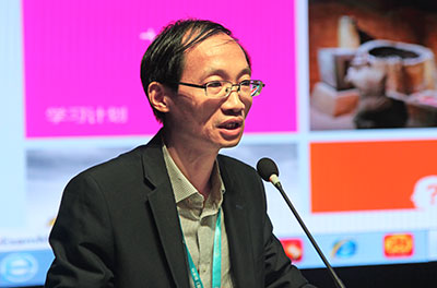 合肥耀安科技有限公司總經(jīng)理胡東映介紹、演示相關(guān)產(chǎn)品